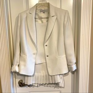 Elie Tahari 3-piece off-white with gray pinstripe business suit